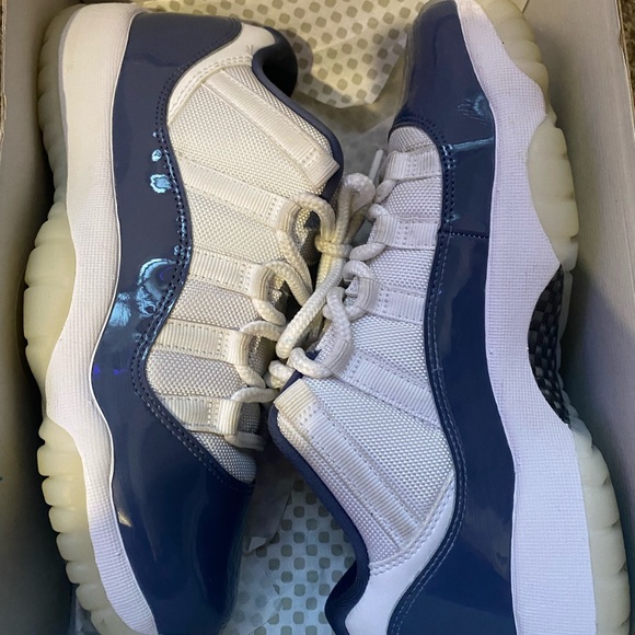 Jordan Kids White and Navy Sneakers - Picture 1 of 1